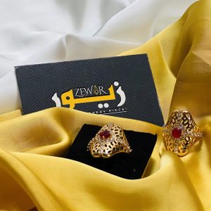 Glamorous of Red Pendant Ring