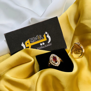 Elegant Gold Ring with Red Stone