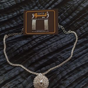 Round Crystal Necklace Set