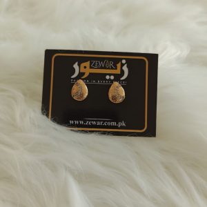 Stylish Golden Ear Studs