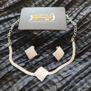White Stone Jewelry Set